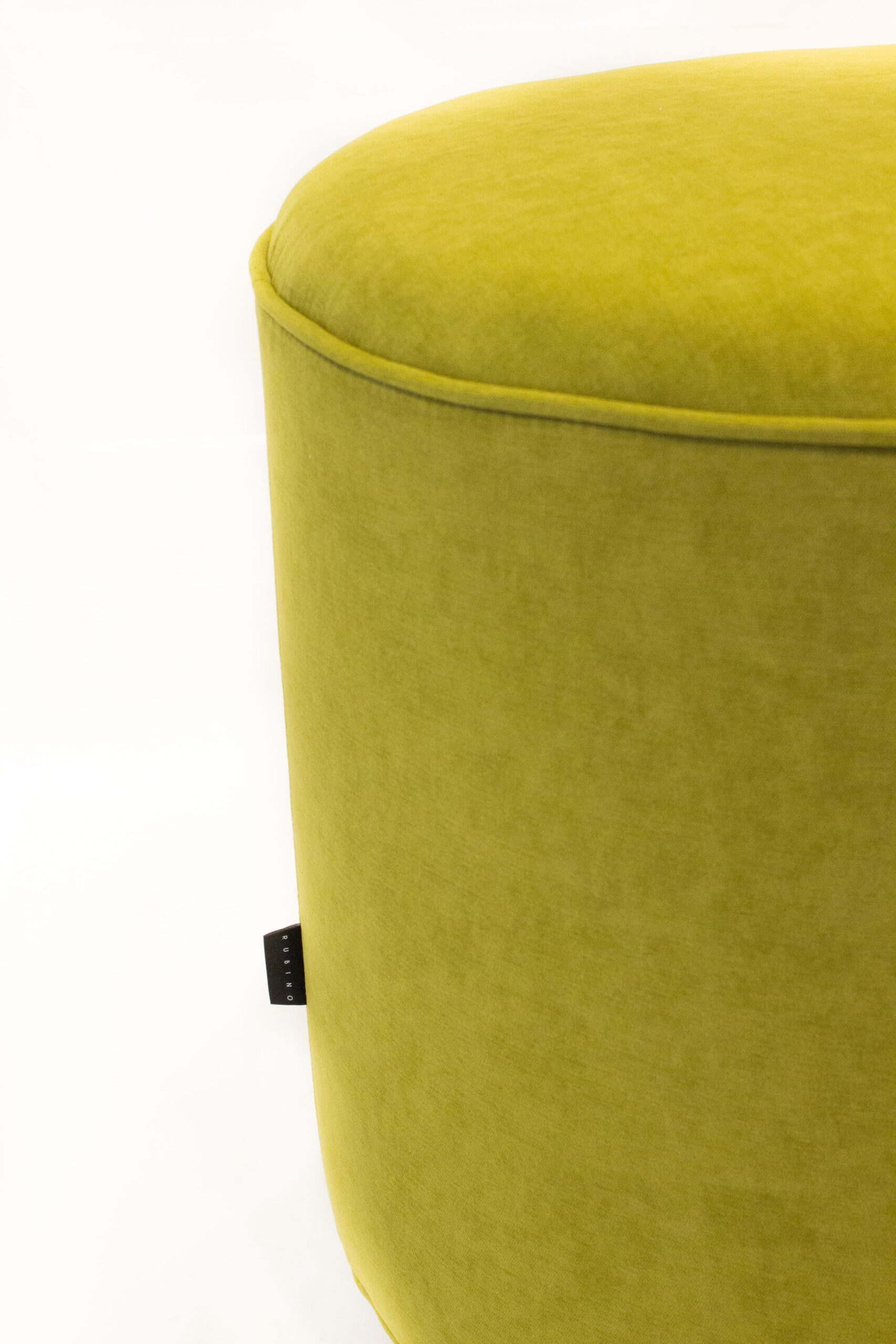 Rubino_pouf_velluto_verde_03