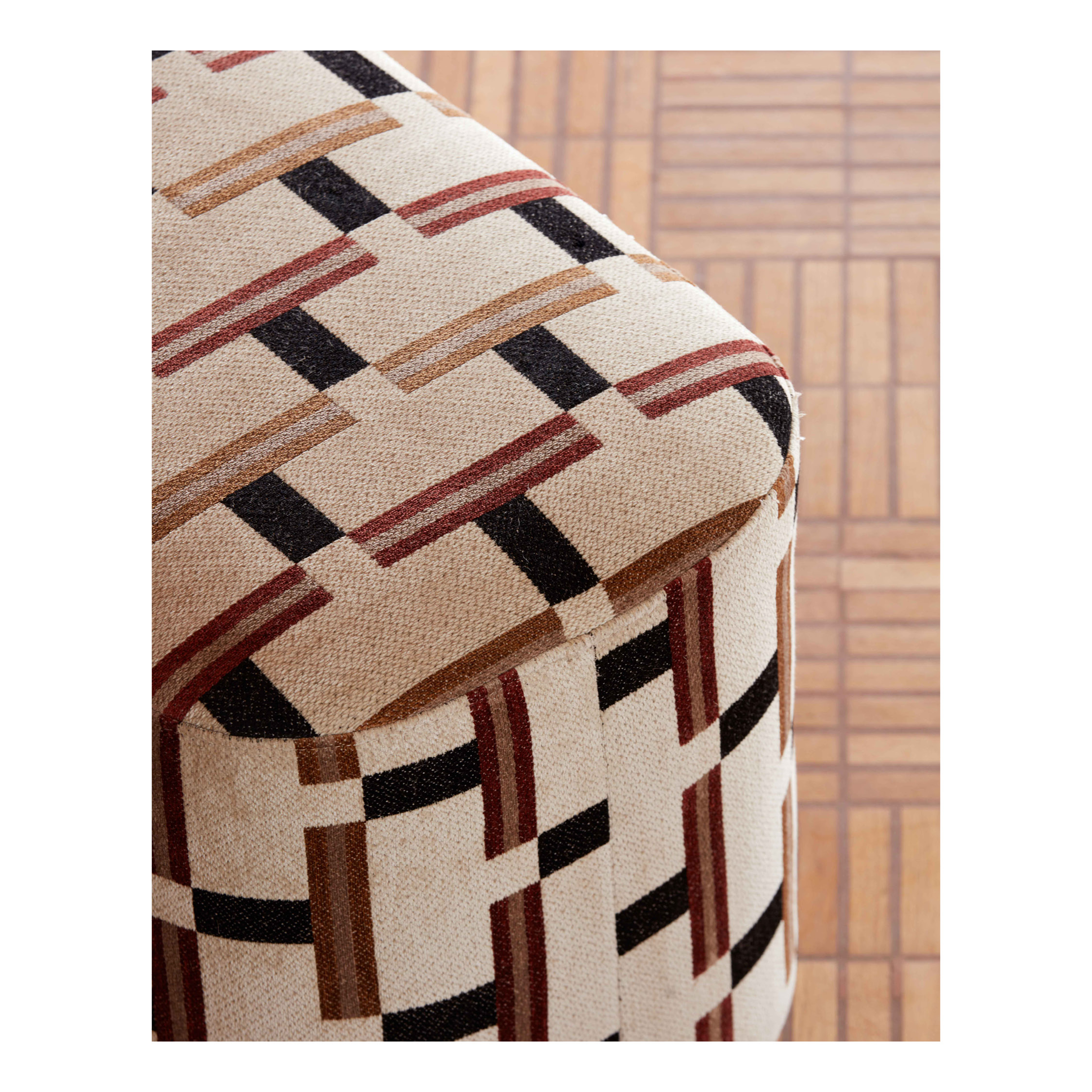 Rubino Tessuti_indoor_01